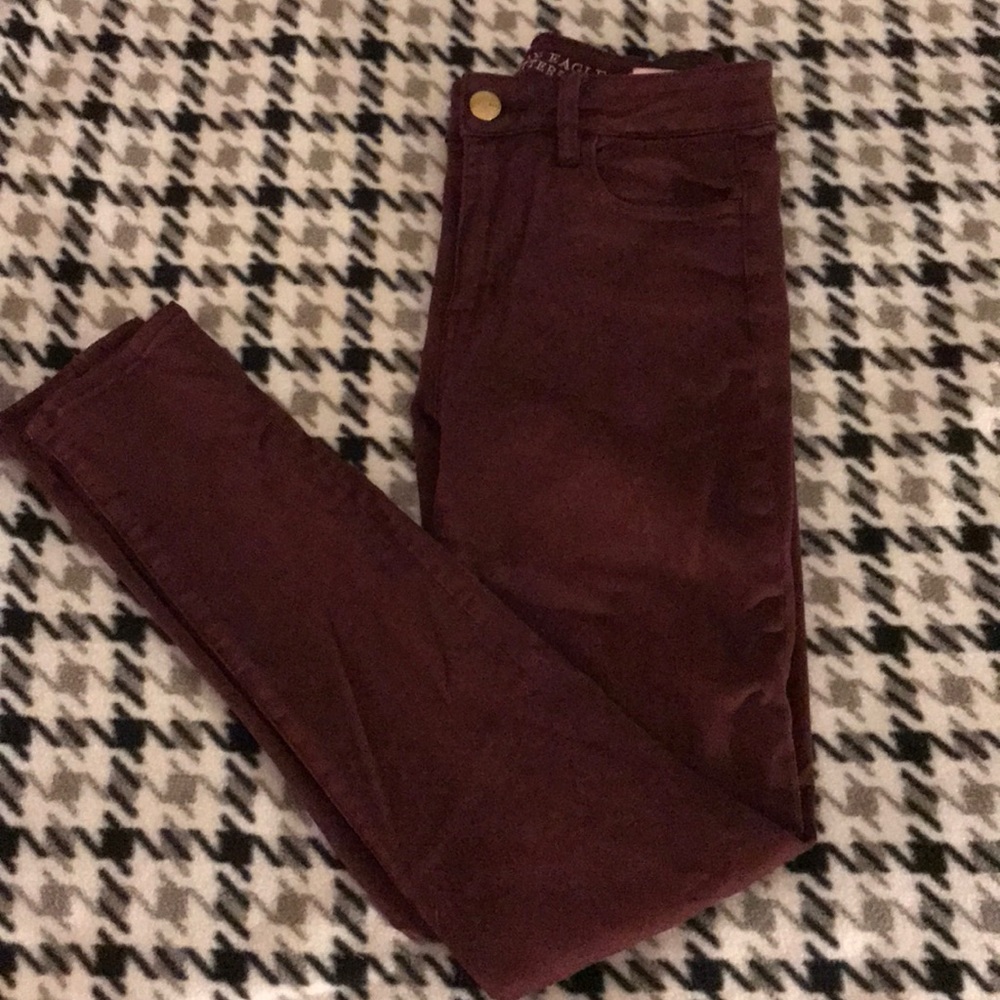 American eagle maroon jeans
